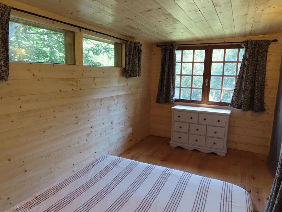 Cosy Cabane Montbrun-Bocage Luaran gambar
