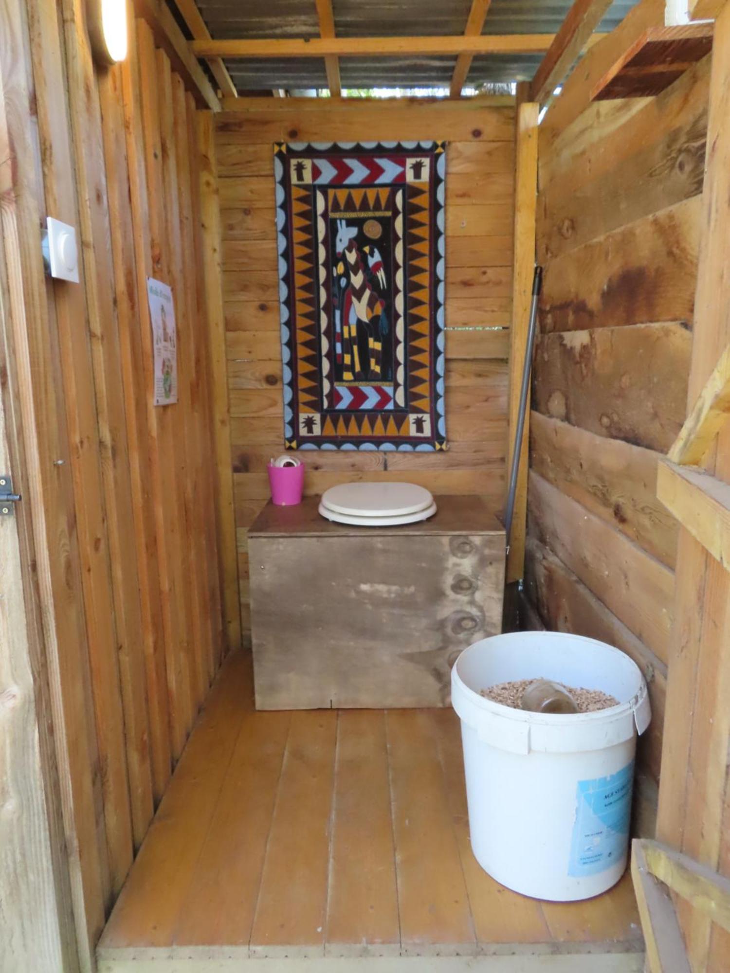 Cosy Cabane Montbrun-Bocage Luaran gambar